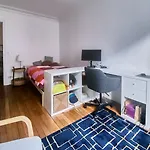 Large T3 In Paris - Ideal For Families Or Friends